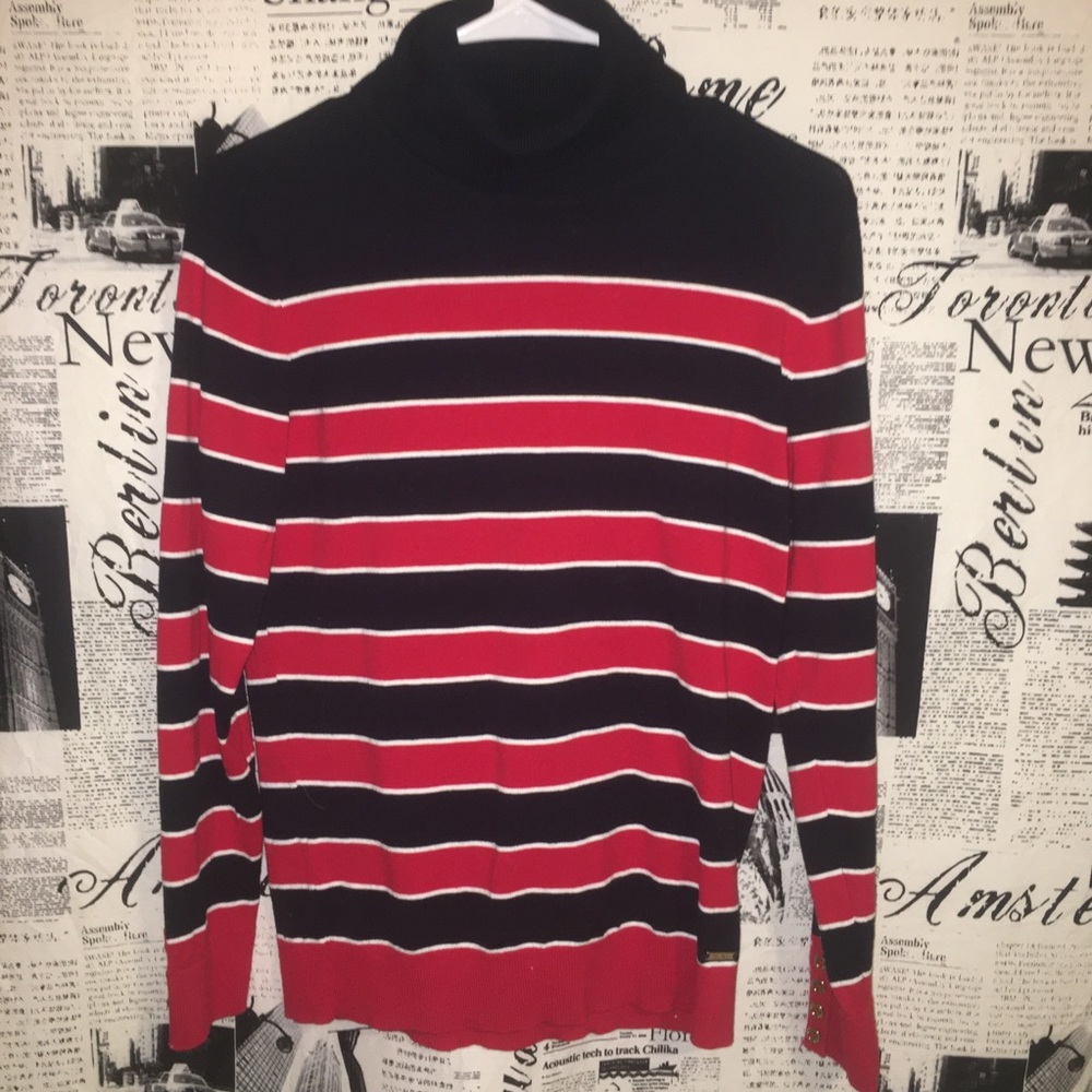 Tommy Hilfiger knit sweater turtleneck; size M